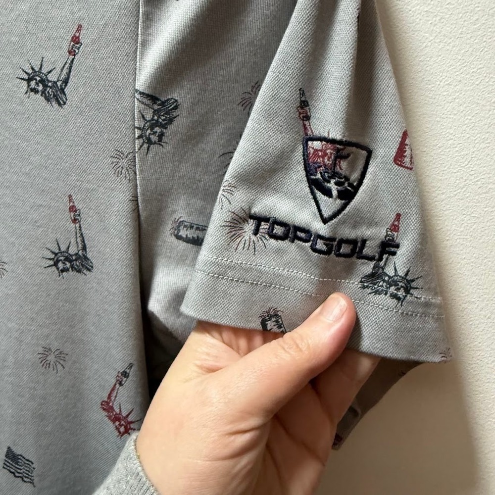 Travis Mathew Men's Gray Statue of Liberty Firework Print Golf Polo Shirt Size L - Picture 5 of 7